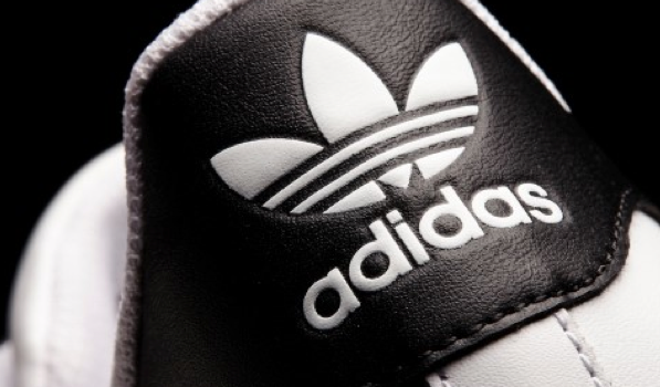 Adidas originals ofertas best sale laborales